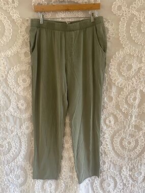 Z Supply Kacie Pull-On Pants in Forest Green Elastic waist Pockets comfy
